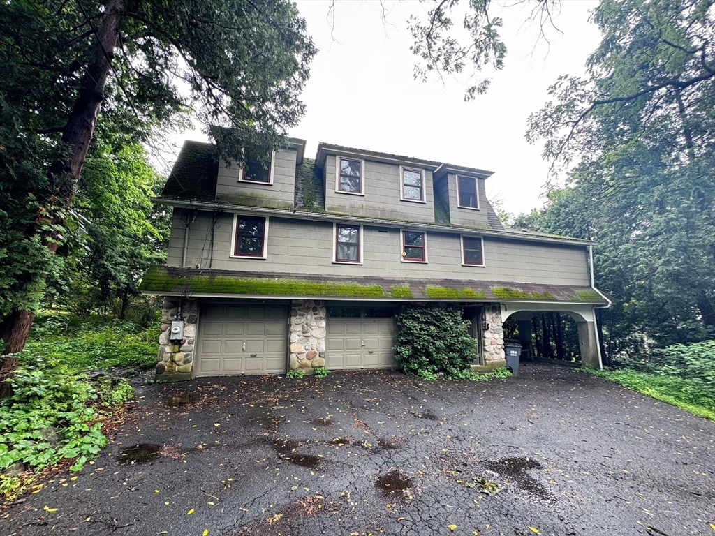 138 Sunset Ave