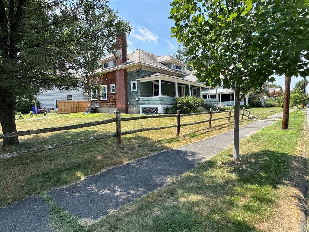 50 Cleveland St