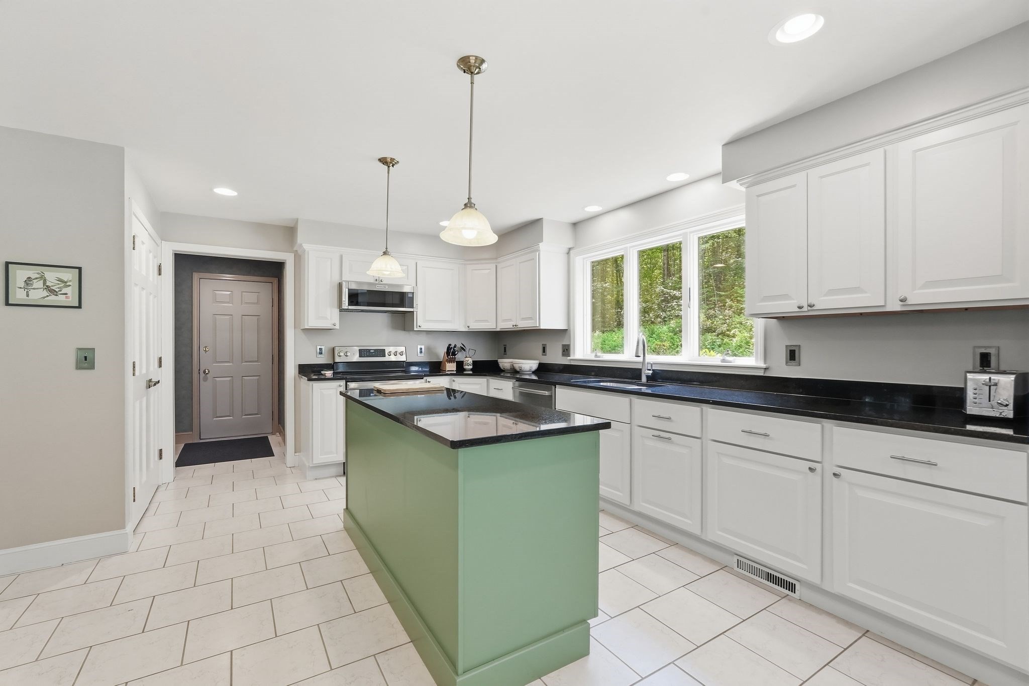 46 Laurel Hill Rd