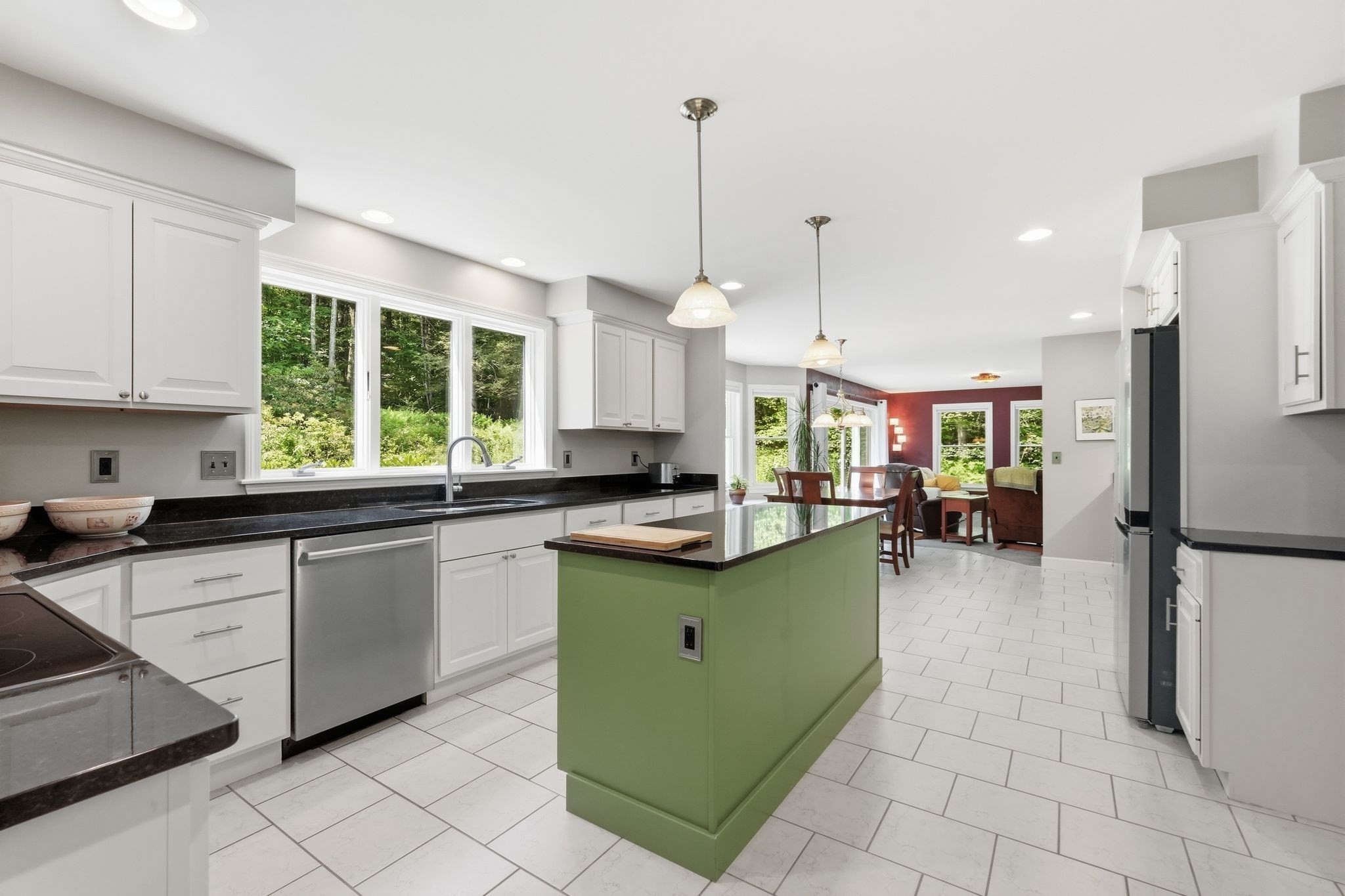 46 Laurel Hill Rd