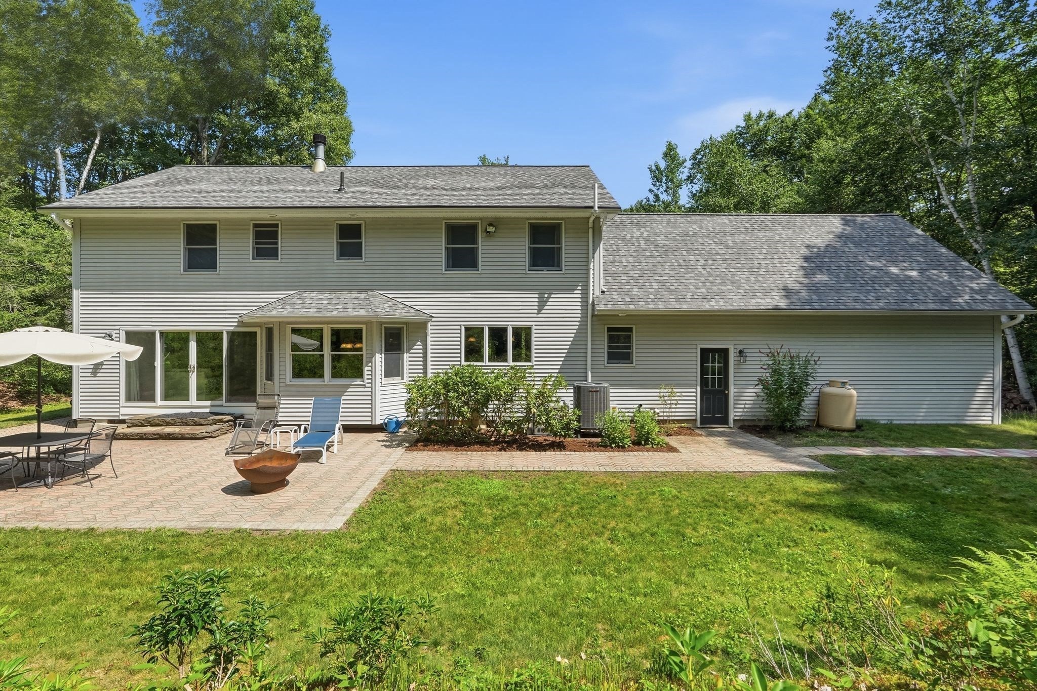 46 Laurel Hill Rd