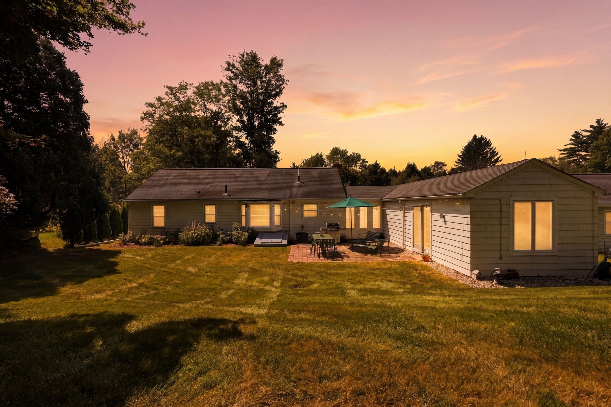 52 Blue Hills Rd