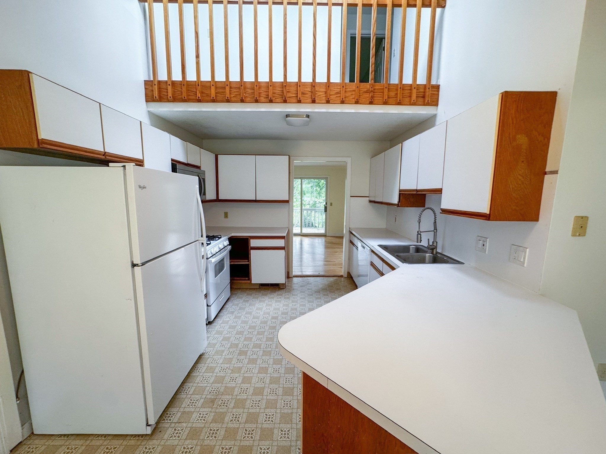 105-107 North Valley Rd