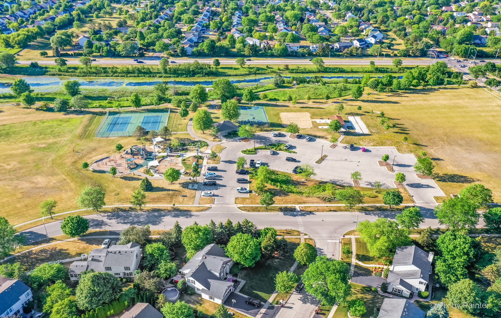 1347 Knollwood Circle