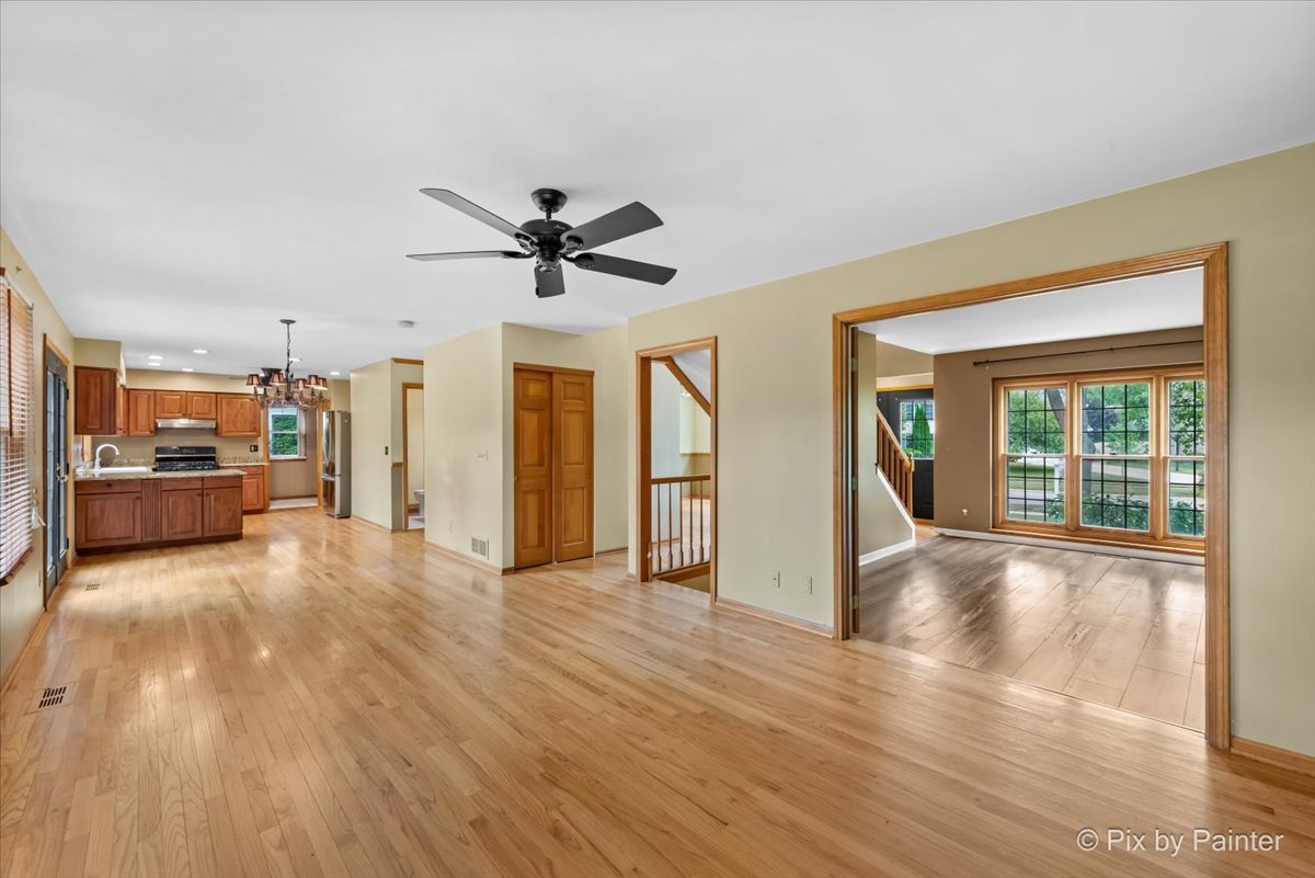 1347 Knollwood Circle