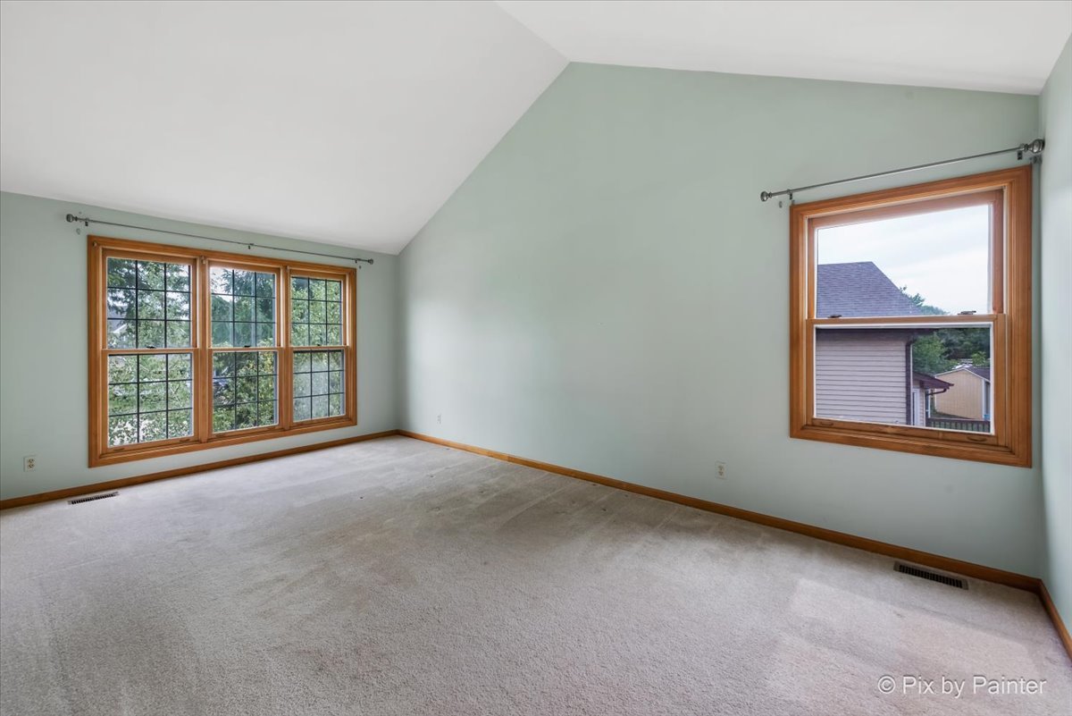 1347 Knollwood Circle