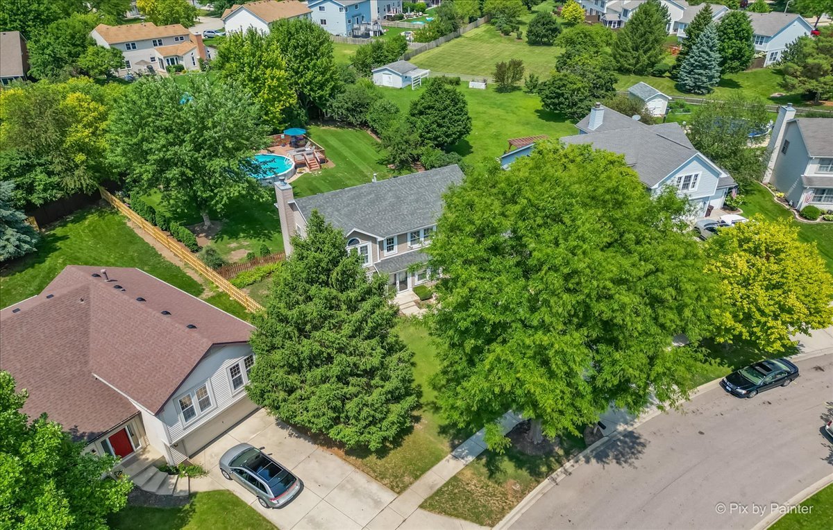 1347 Knollwood Circle