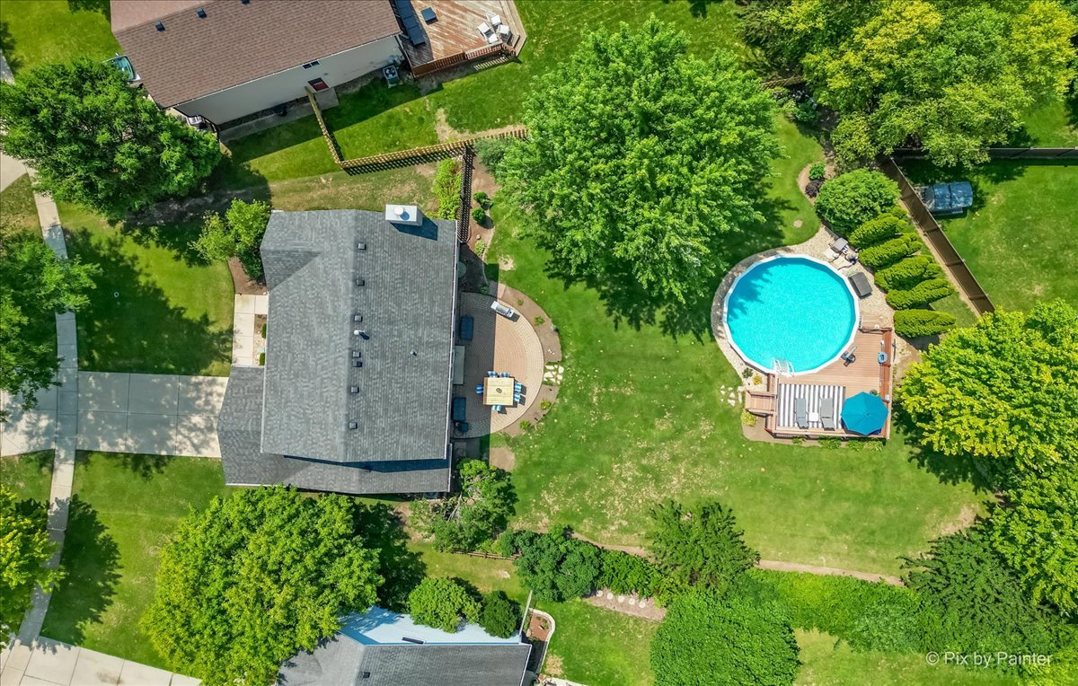 1347 Knollwood Circle