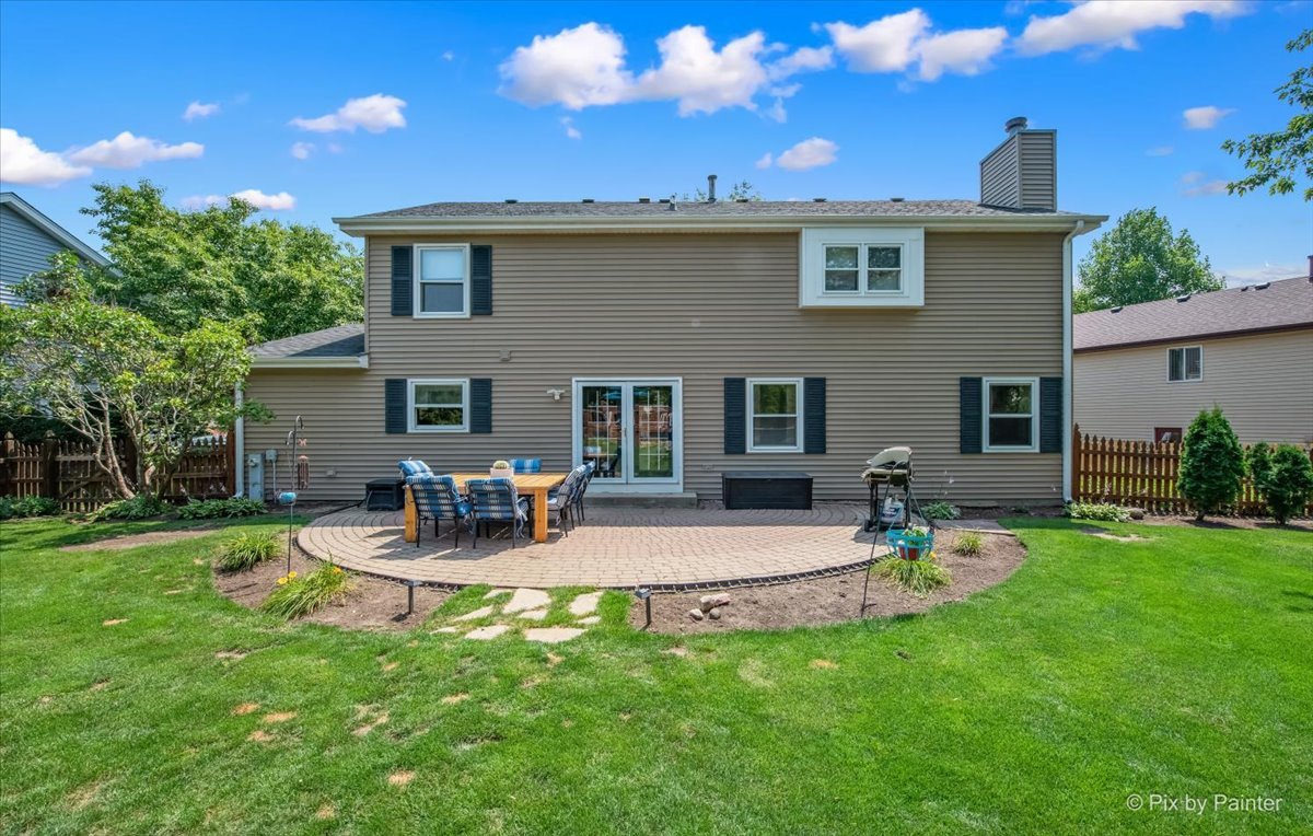 1347 Knollwood Circle