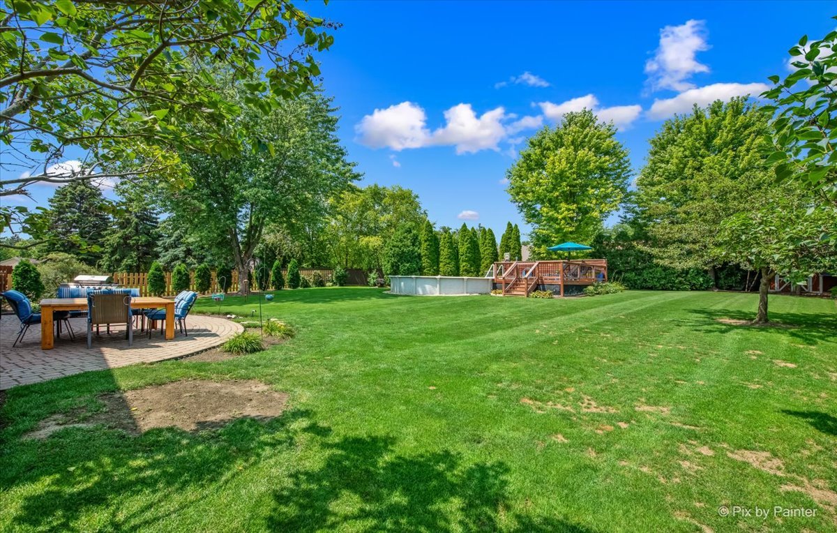 1347 Knollwood Circle