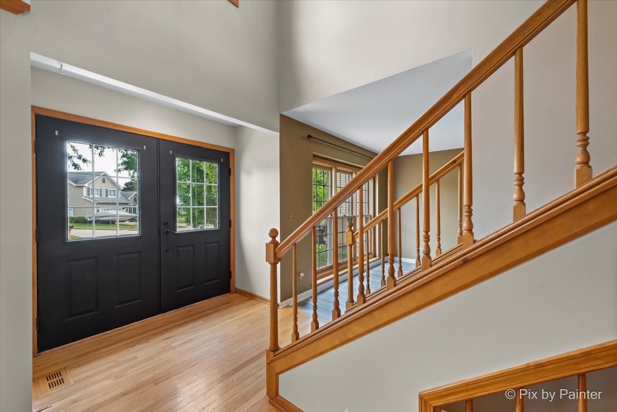 1347 Knollwood Circle