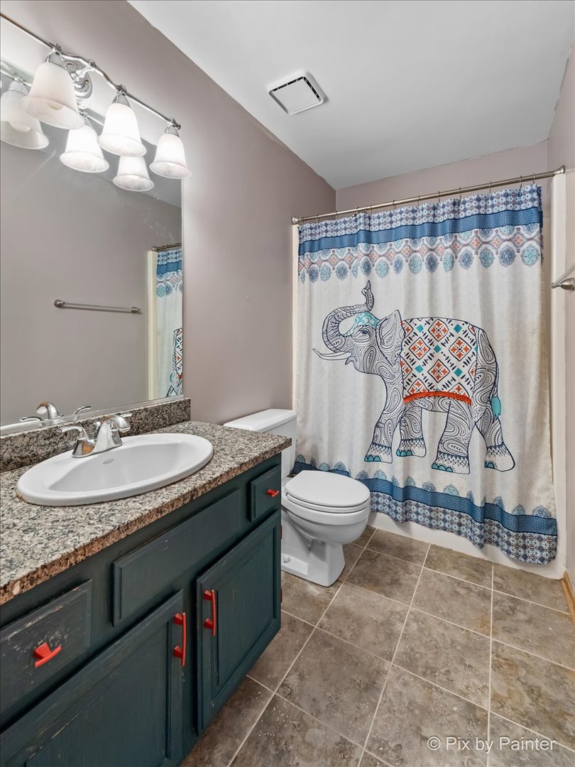 1347 Knollwood Circle