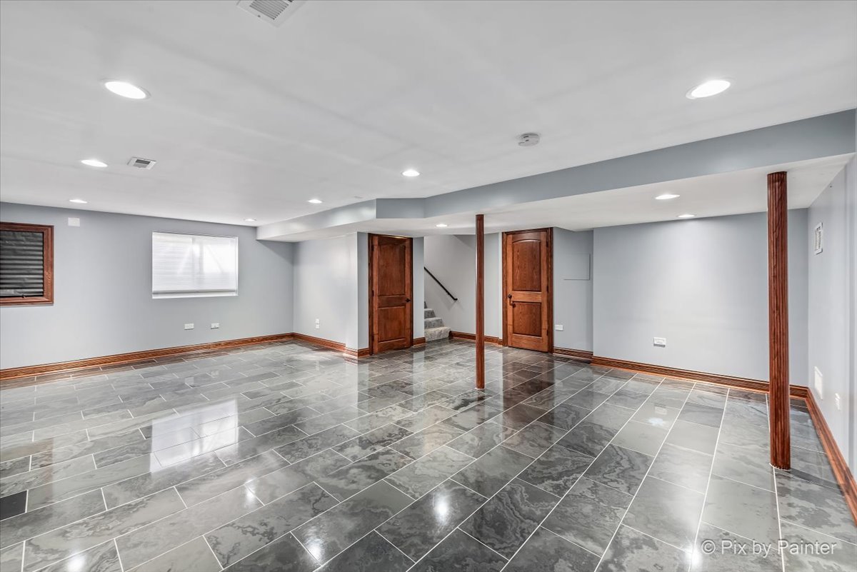 1587 Autumncrest Drive