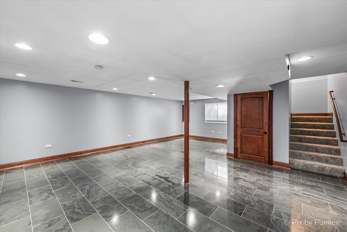 1587 Autumncrest Drive