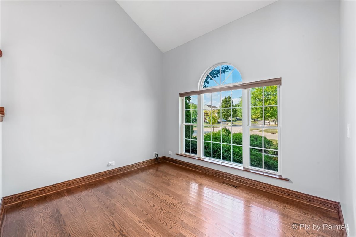 1587 Autumncrest Drive