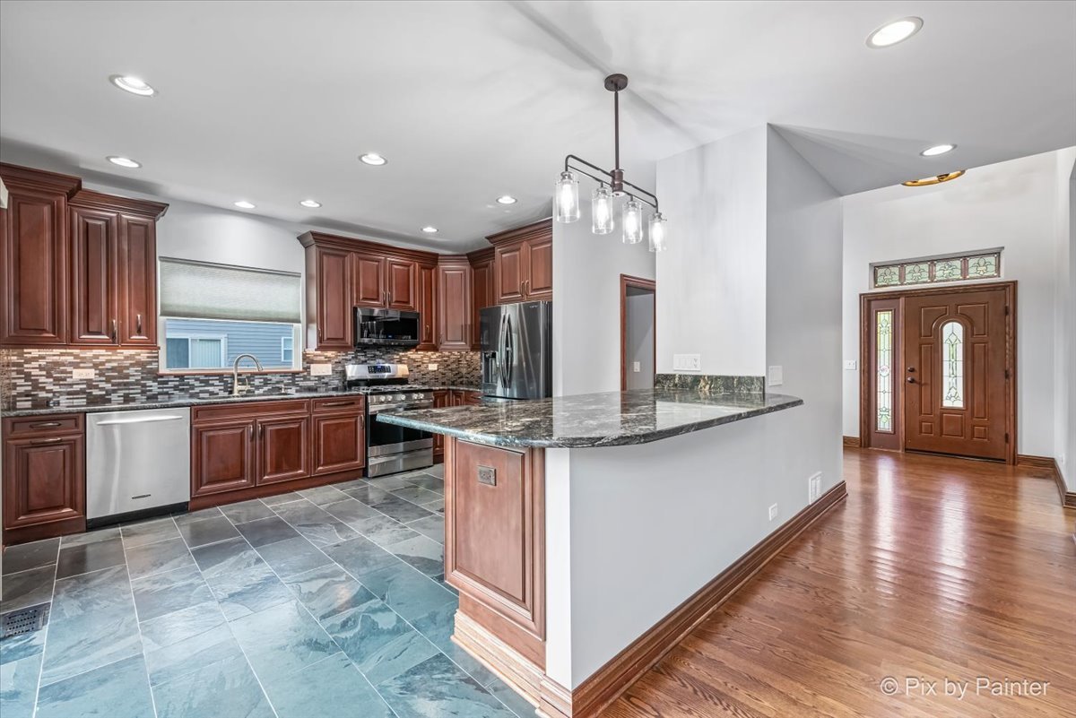 1587 Autumncrest Drive