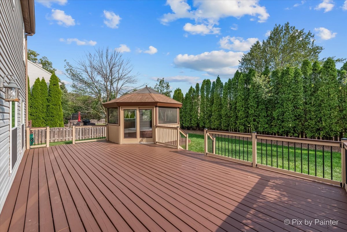 1587 Autumncrest Drive