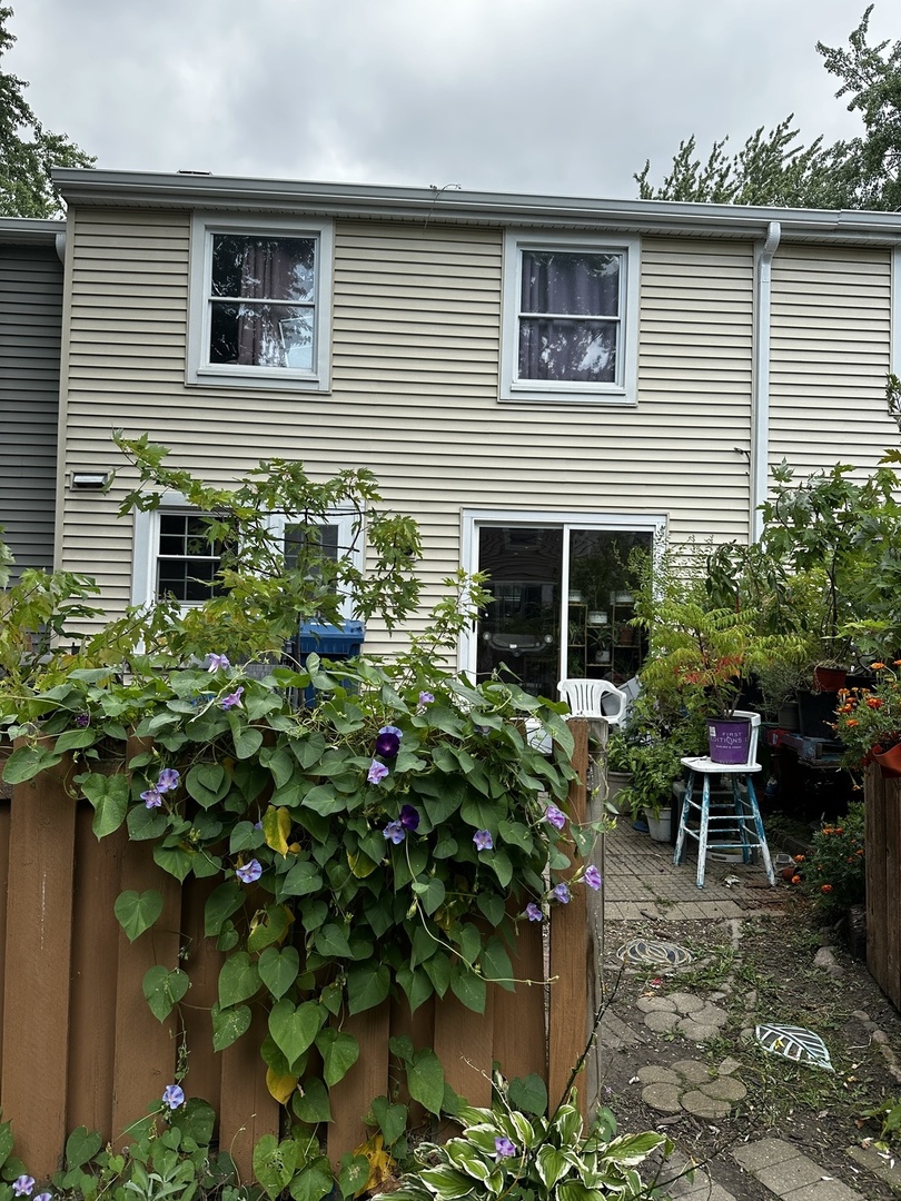 7649 Manchester Manor