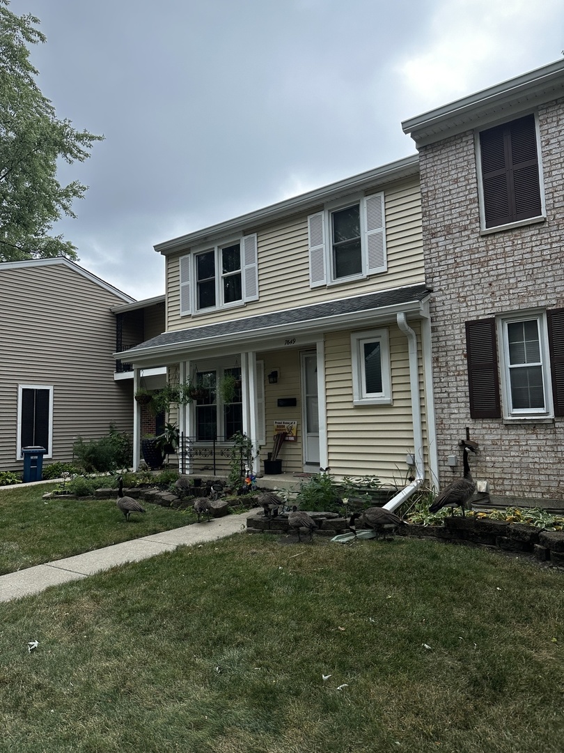 7649 Manchester Manor