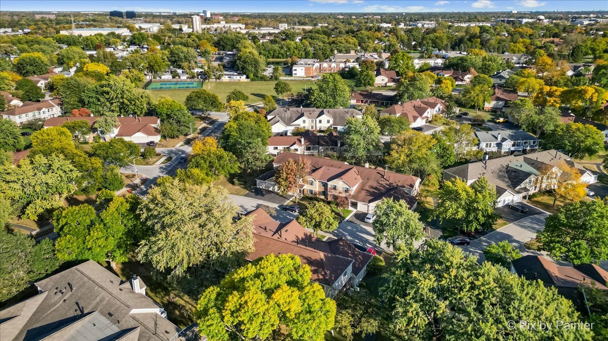 586 Williamsburg Court Unit: A1