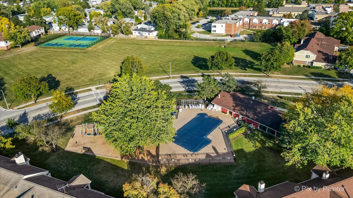 586 Williamsburg Court Unit: A1