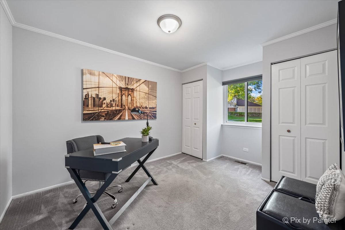 586 Williamsburg Court Unit: A1