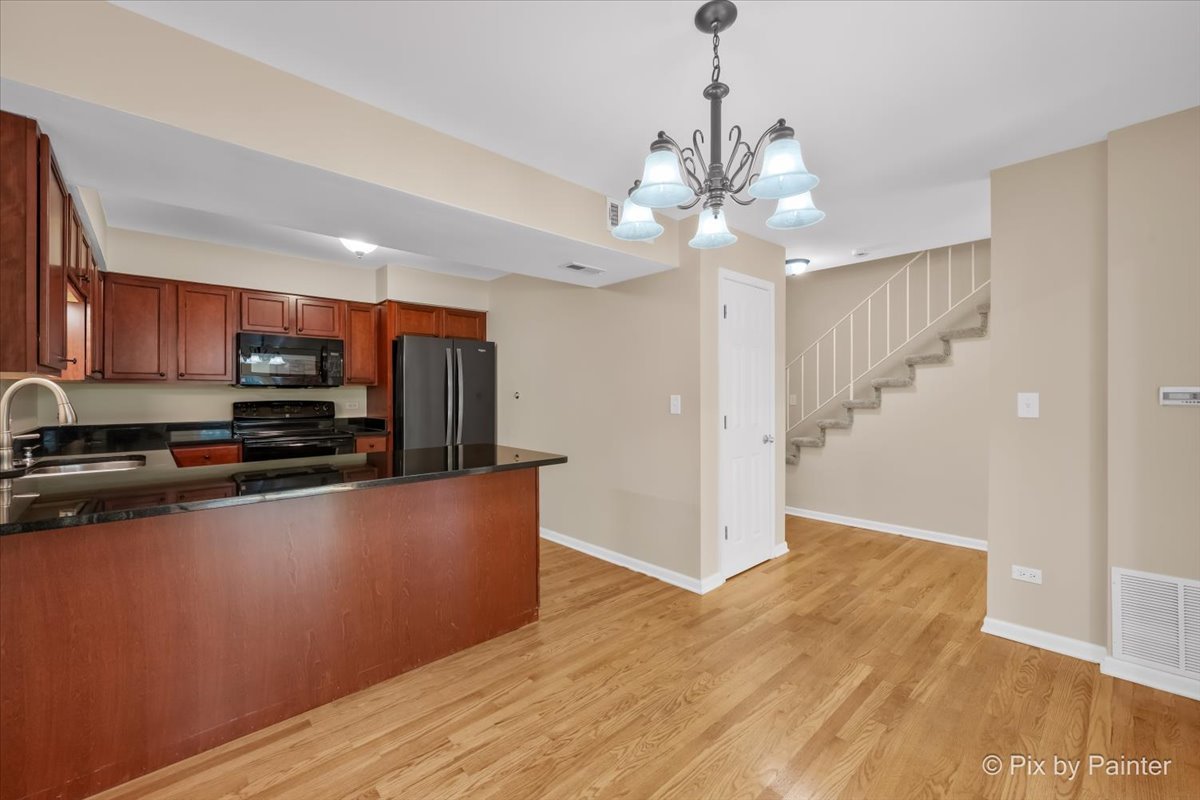 191 Howard Court Unit: 3