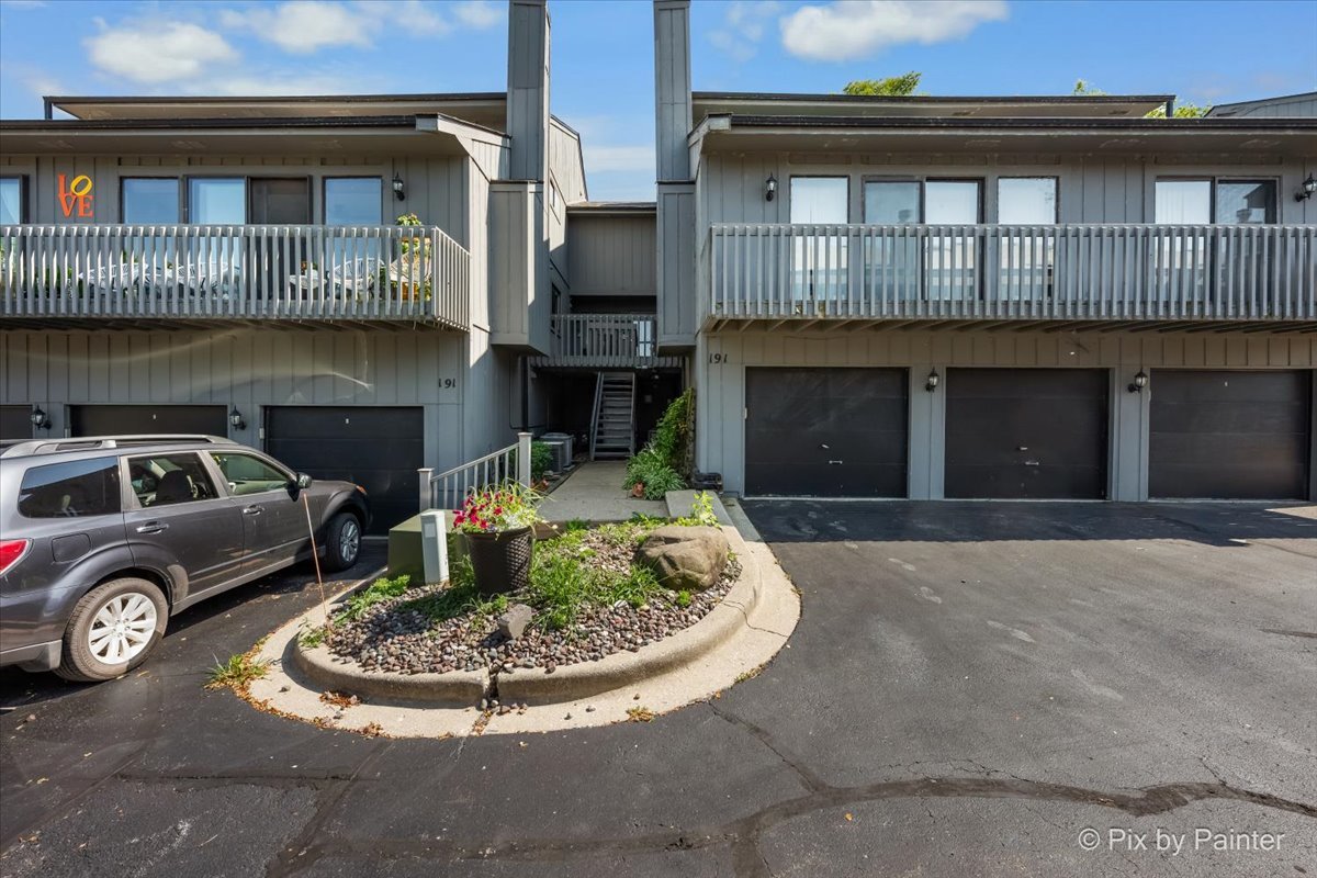 191 Howard Court Unit: 3