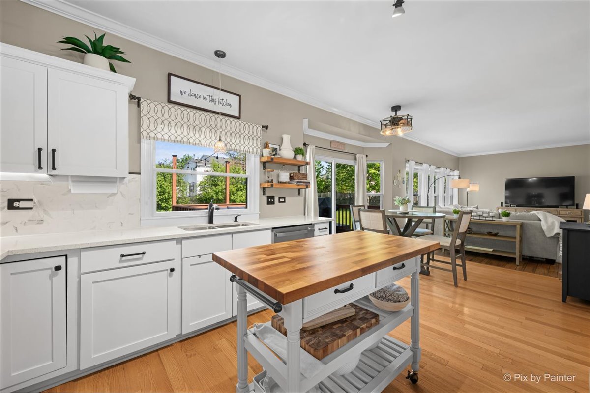 1491 Woodscreek Circle