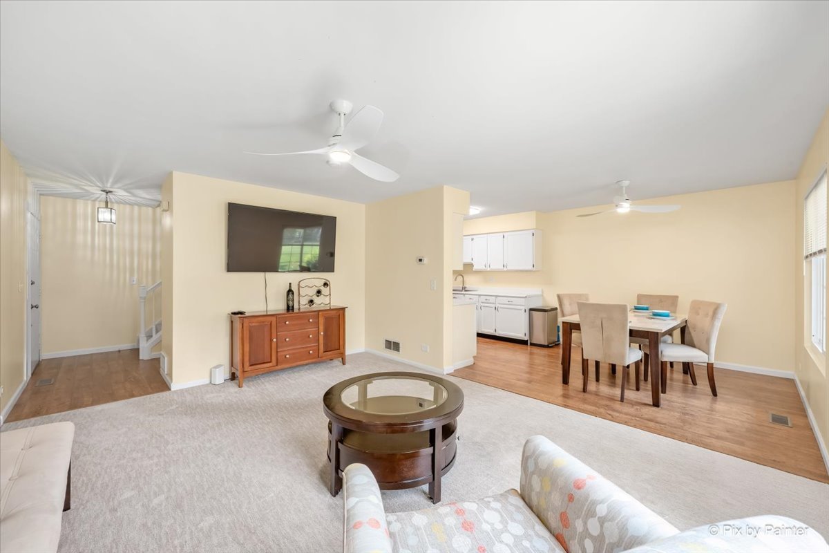 453 Village Creek Drive Unit: 453