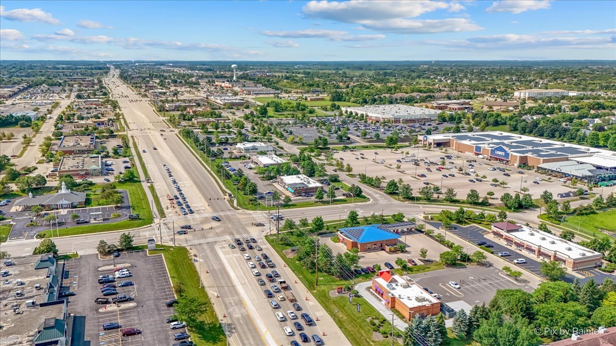 453 Village Creek Drive Unit: 453
