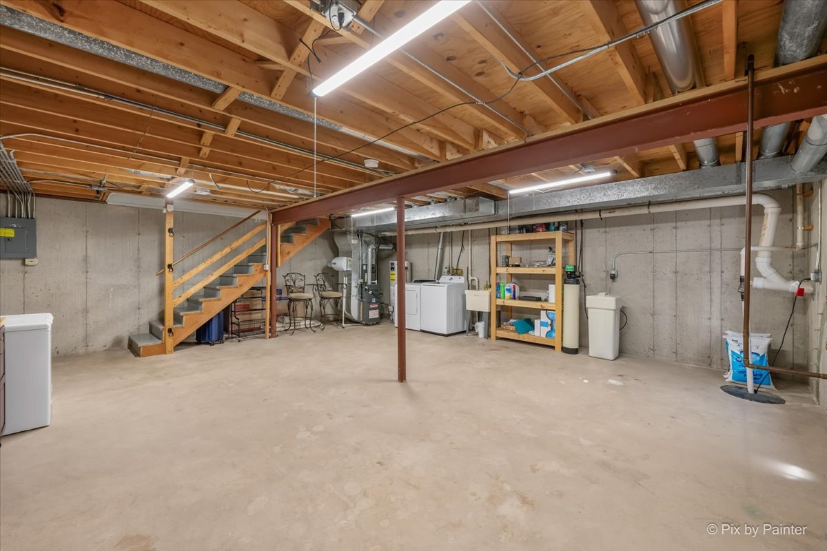 453 Village Creek Drive Unit: 453