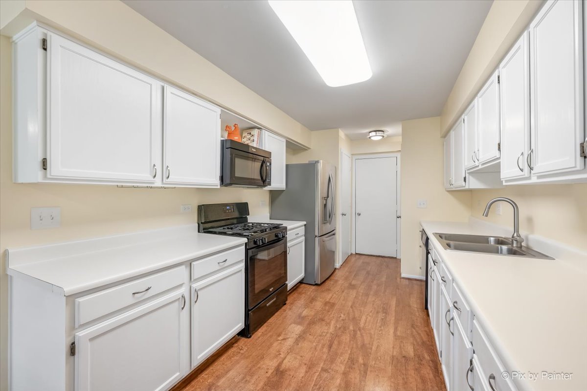 453 Village Creek Drive Unit: 453