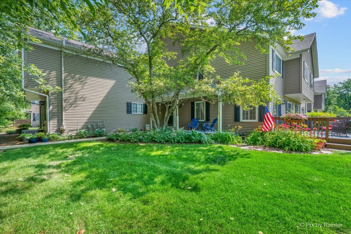 453 Village Creek Drive Unit: 453