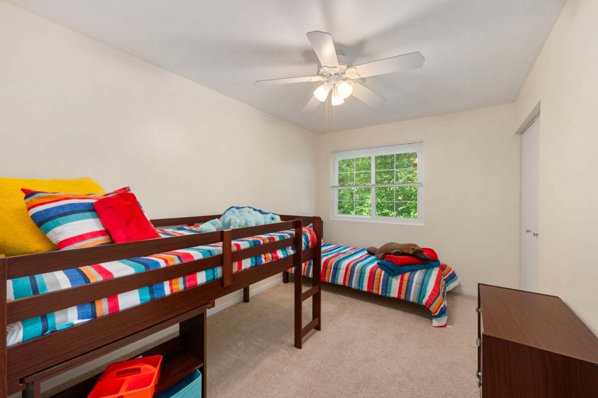 453 Village Creek Drive Unit: 453