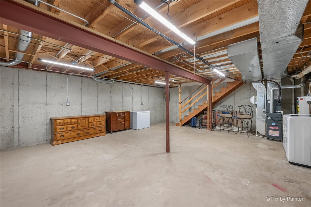 453 Village Creek Drive Unit: 453