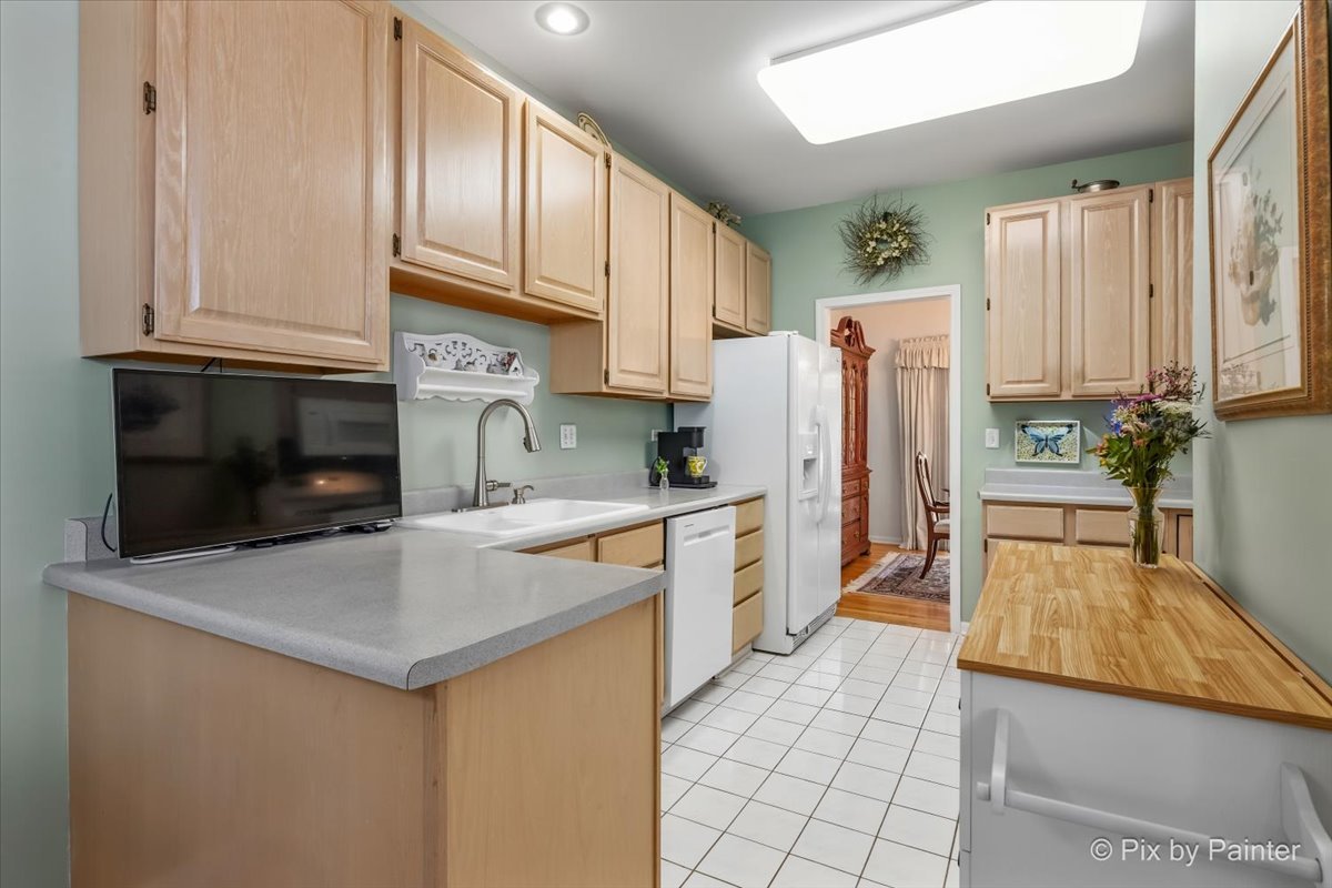 228 Charlotte Place