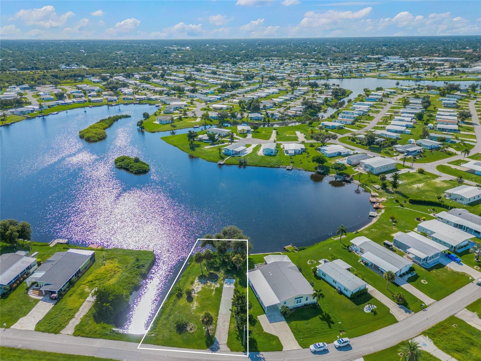 1329 BLUE HERON DR