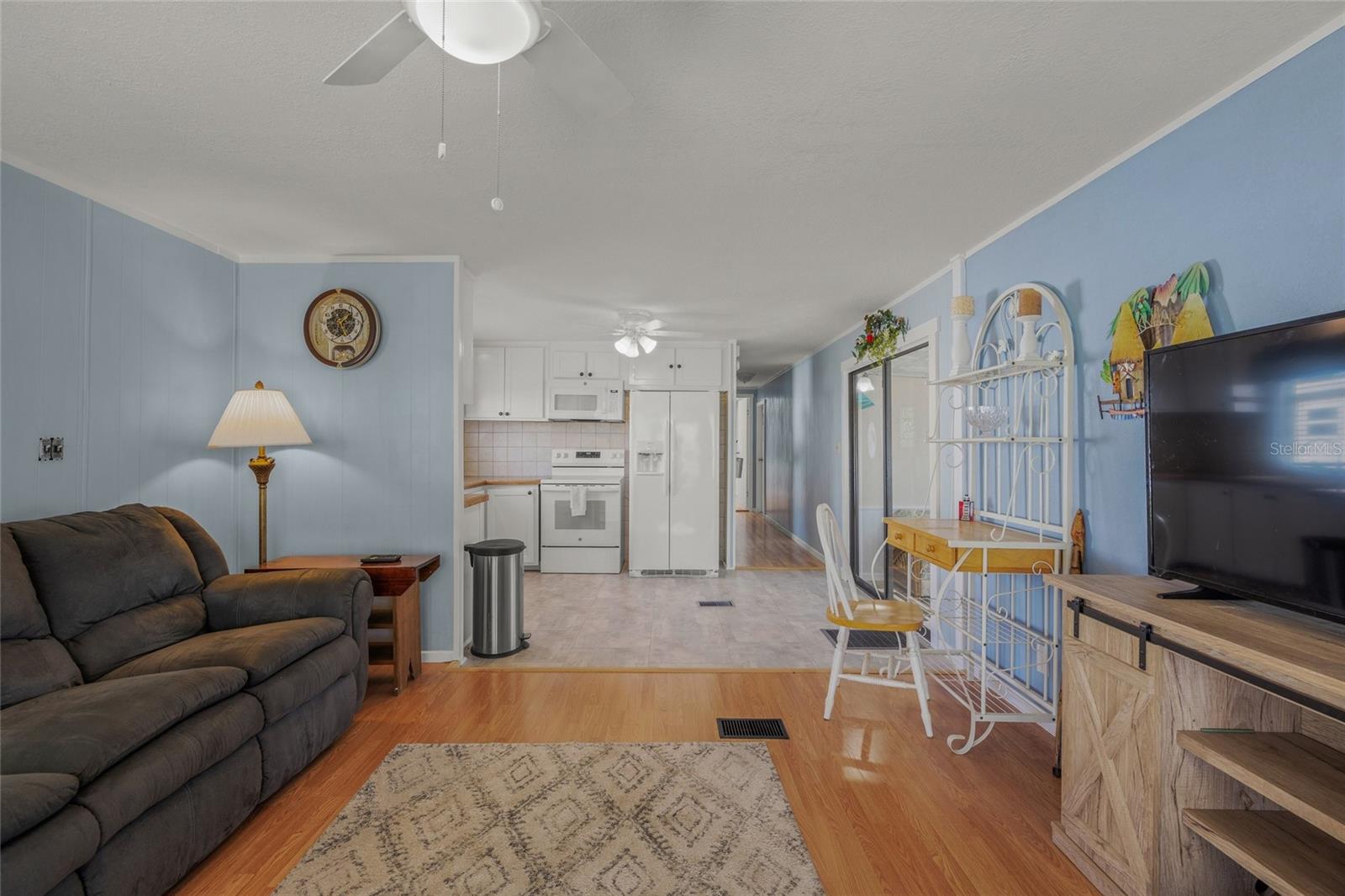 303 MARLETTE DR