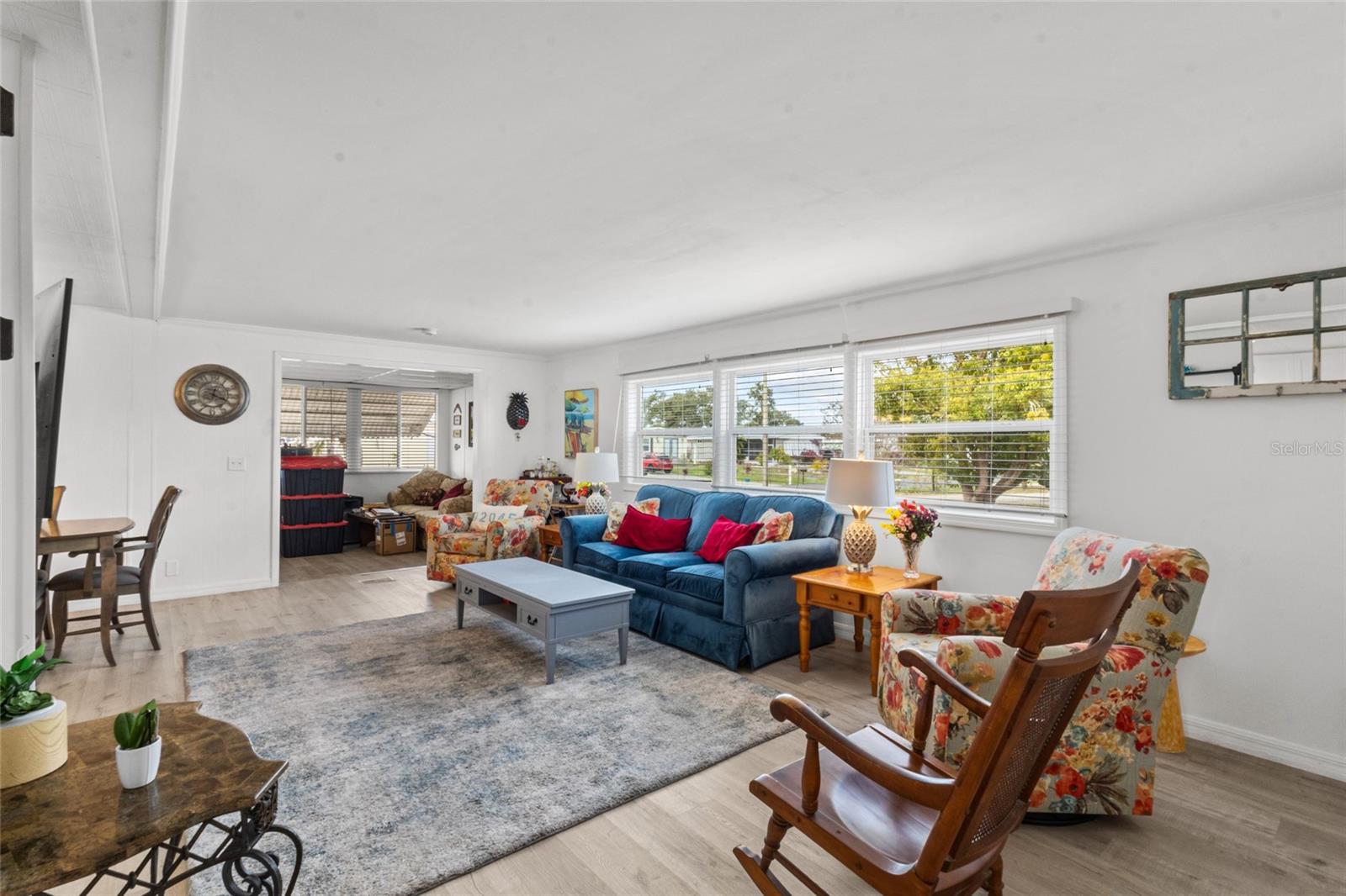 1515 SANDERLING DR