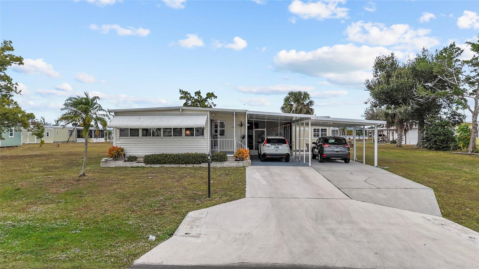 1515 SANDERLING DR