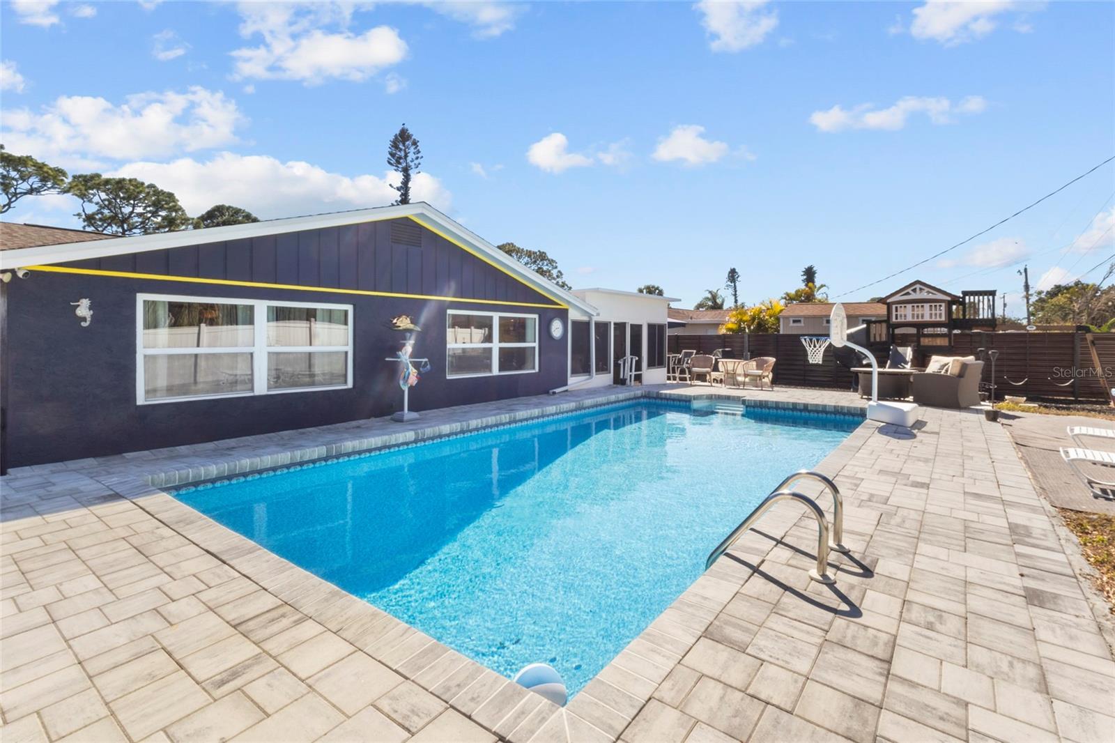 3340 SUNSET BEACH DR