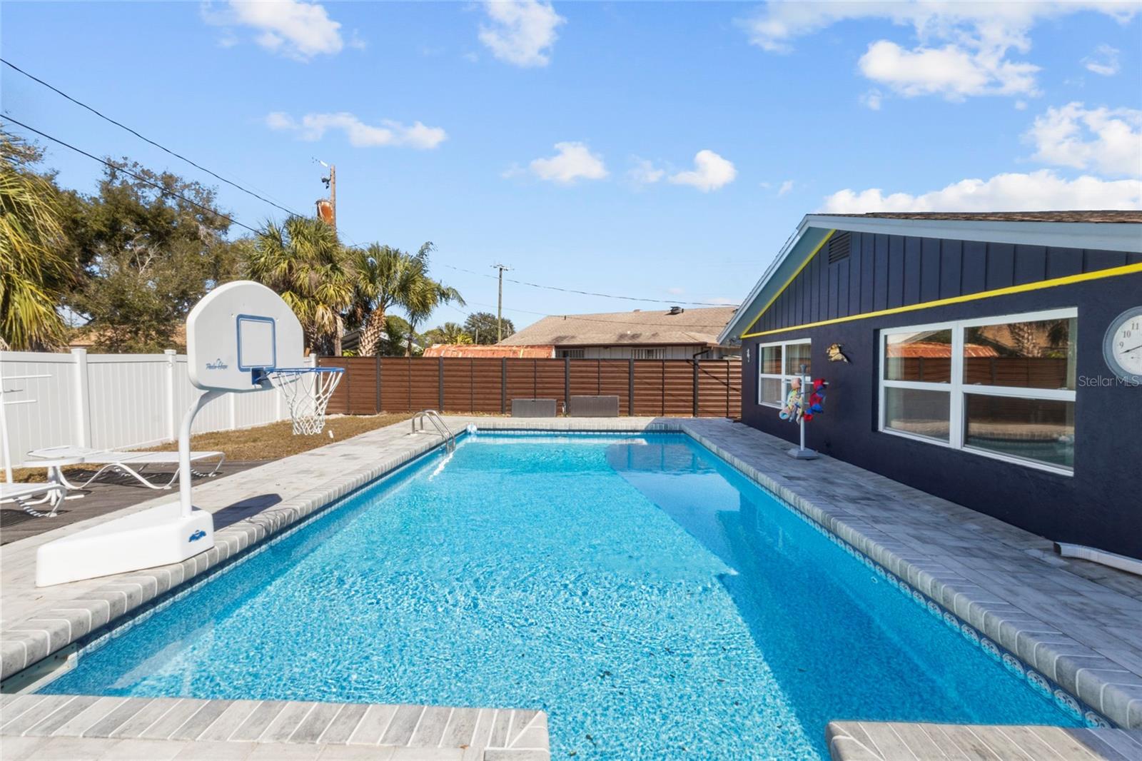 3340 SUNSET BEACH DR