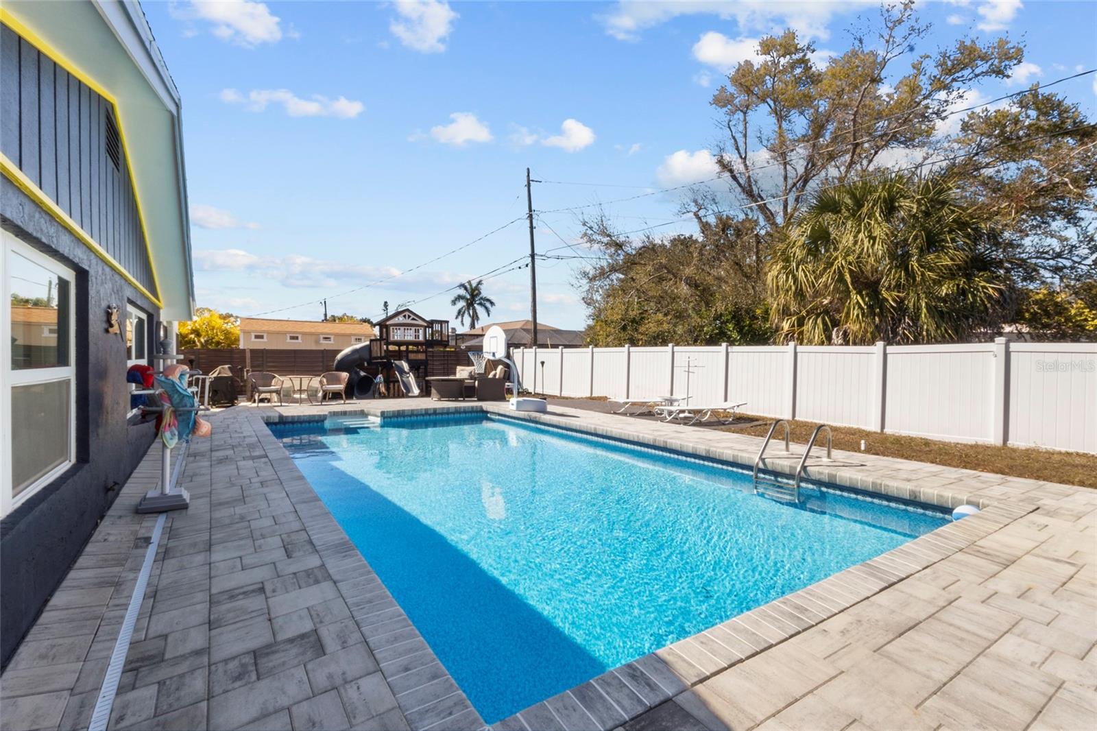 3340 SUNSET BEACH DR