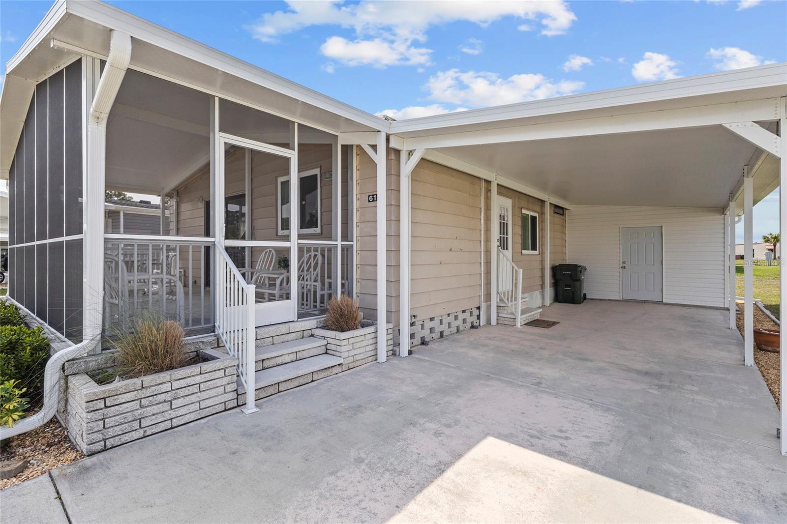 611 LA JOLLA CIR