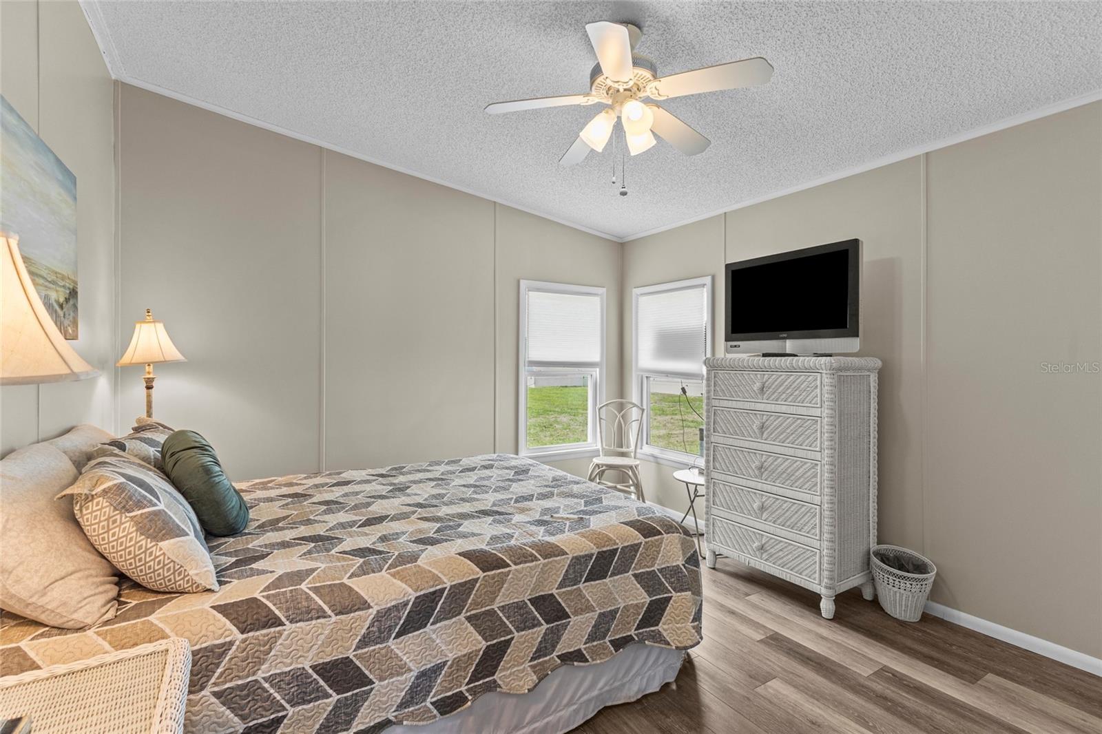 611 LA JOLLA CIR