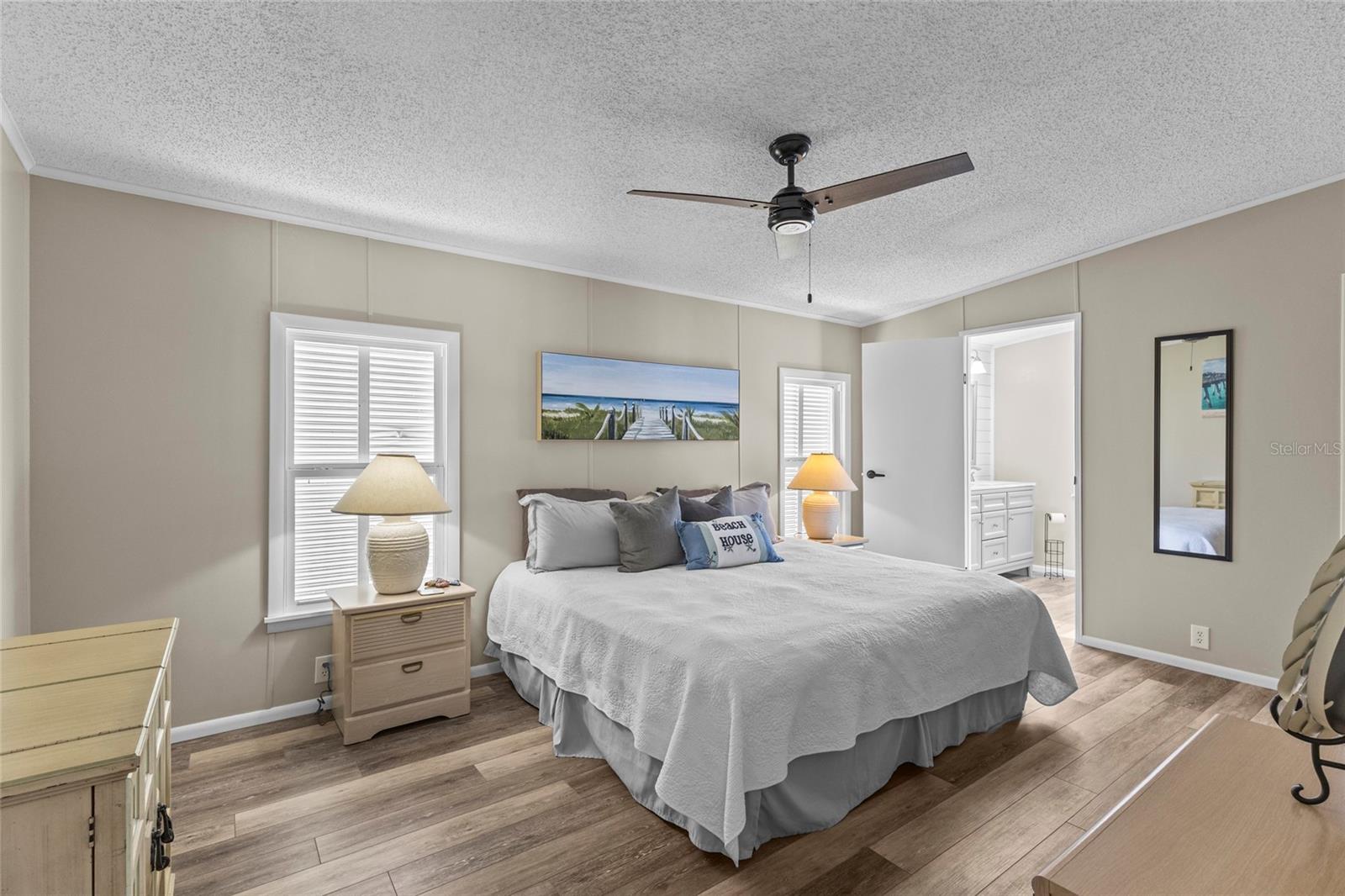611 LA JOLLA CIR