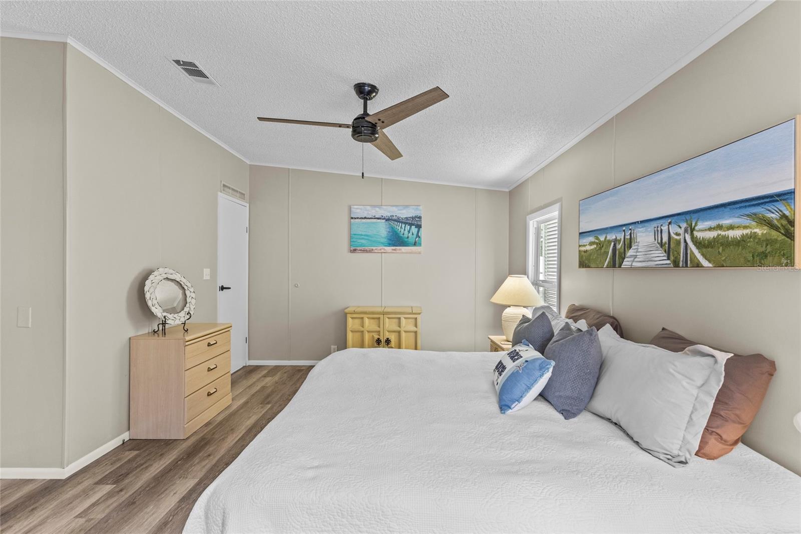611 LA JOLLA CIR