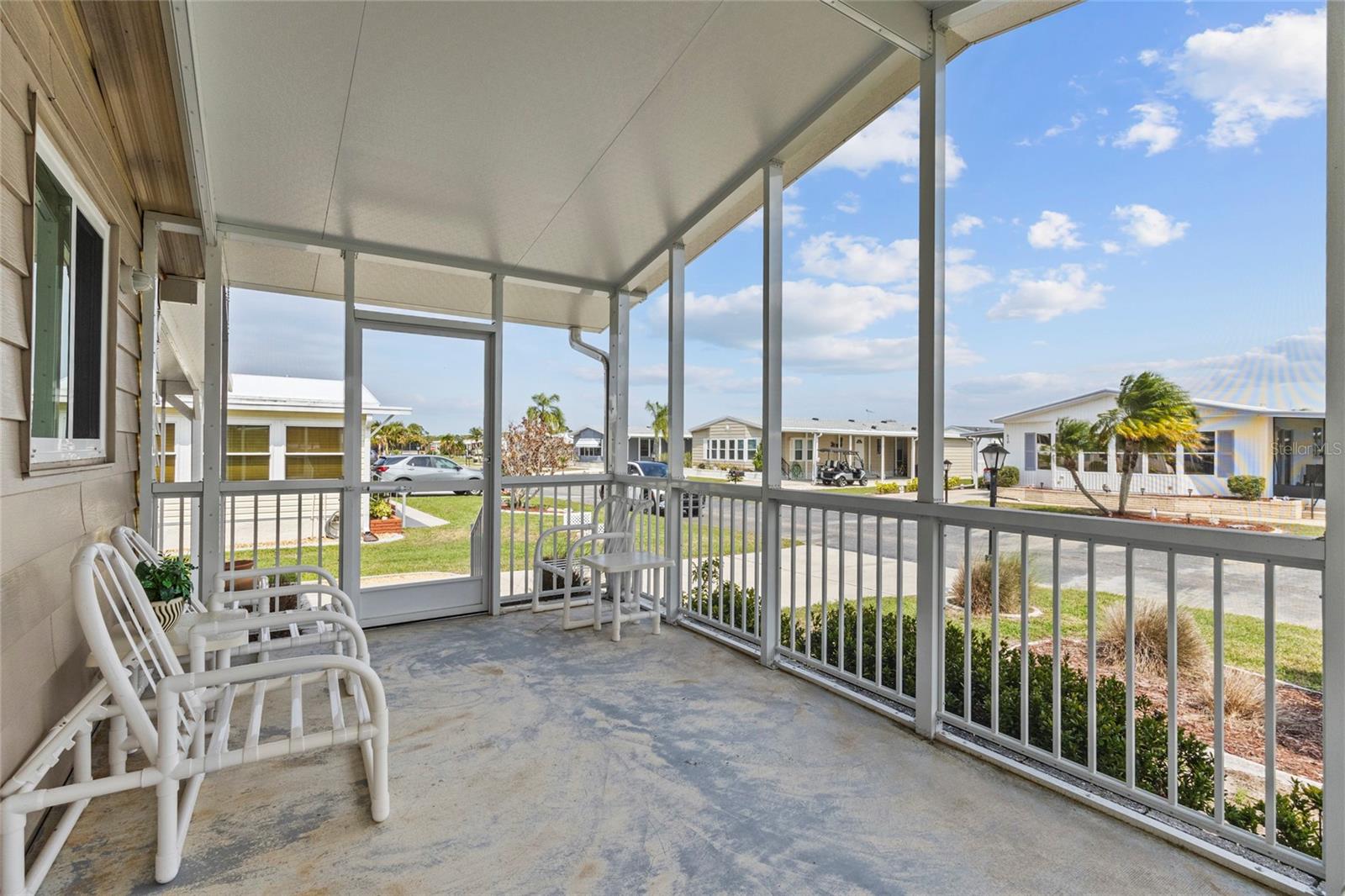 611 LA JOLLA CIR