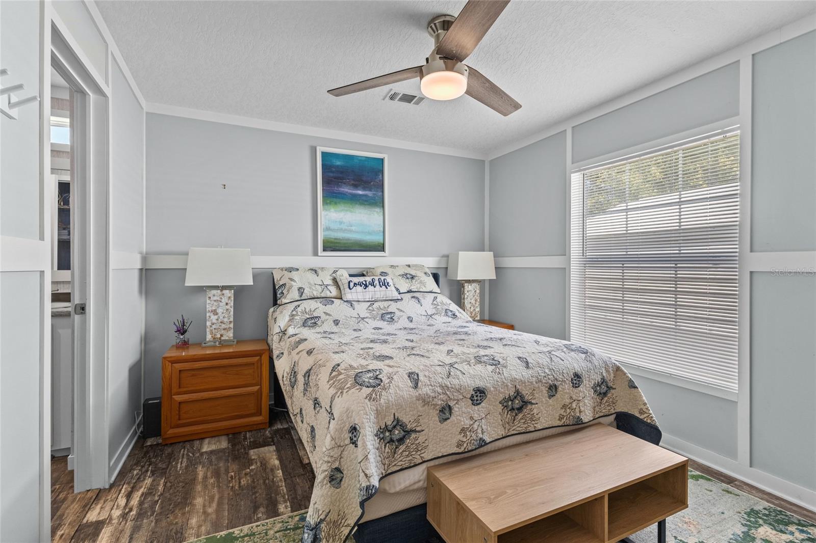 892 GRADO DR